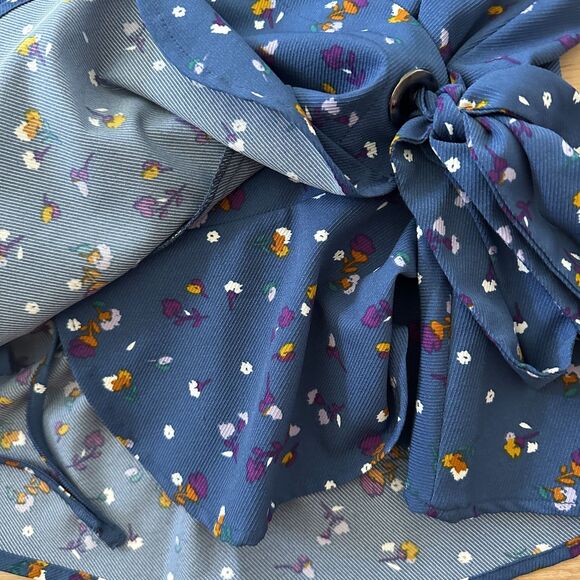 Chriselle‎ Lim Collection Womens Wren Floral Print Wrap Top Blue Size Small - Picture 3 of 6